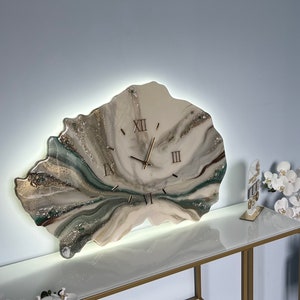 Geode clock with LED