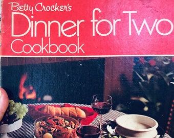 Betty Crocker's "Dinner For Two" Cookbook ....Vintage Cookbook....1974....Gift under 10
