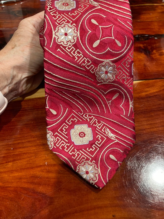 Murano Red and Silver Silk Brocade Necktie....Silv