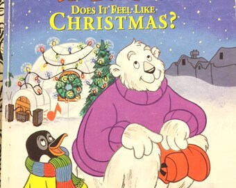 Does It Feel Like Christmas....Little Golden Book...Vintage Children's Book...Christmas Book...Stocking Stuffer