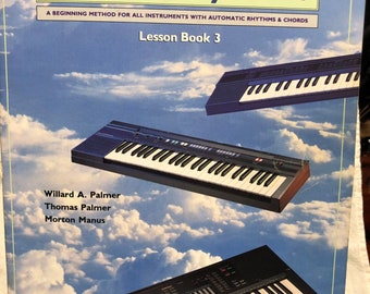 Alfred's Chord Approach to Electronic Keyboards Lesson Book...Lesson Book 3...Vintage Music