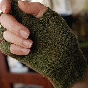Hand Knitting Pattern for Fingerless Gloves image 2