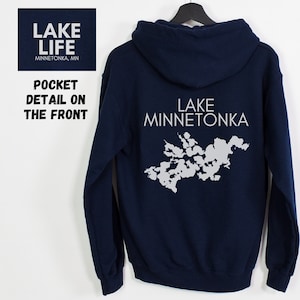 Felpa con mappa del lago personalizzata, felpa con cappuccio con mappa del lago personalizzata, abbigliamento per la vita sul lago, regali per la casa sul lago, amanti del lago, vibrazioni del lago, equipaggio di cabina, nautica