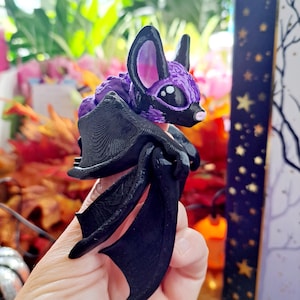3D Printed Articulated Bat **Bonus free animal keychain!**