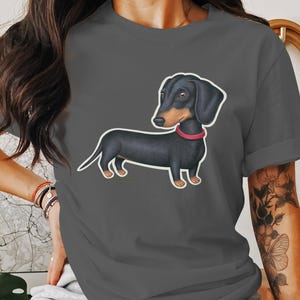 Cute Dachshund Dog Artwork T-Shirt, Doxie Graphic Tee, Wiener Dog Lover Shirt, Adorable Sausage Dog Design, Funny Pet Gift T-Shirt, fun gift