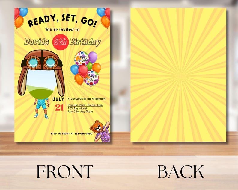 K&ouml;nnte beinhalten: Eine gelbe Geburtstagseinladung mit dem Text "READY, SET, GO!" und "Davids 6th Birthday". Die Vorderseite zeigt einen Cartoon-Piloten, Ballons und Veranstaltungsdetails. Die R&uuml;ckseite hat ein gelbes Sonnenstrahl-Design.