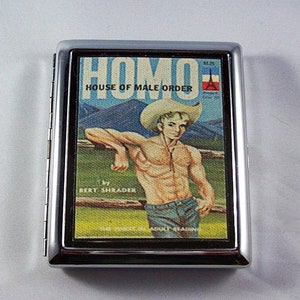 gay pulp wallet retro beefcake pin up vintage cigarette case ID tote kitsch immagine 1