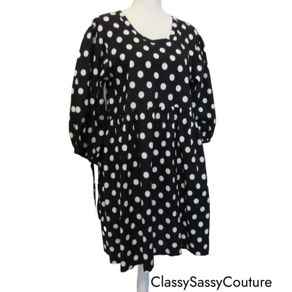 Ladies black and white cotton 3/4 sleeve tunic dress with empire waist tie neck and sleeves