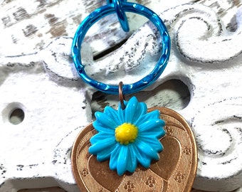 Vintage Blue Sunflower Heart Charm Key Chain, Rose Brass Double Heart Pendant, Purse Pull Clip, Handbag Jewelry Accessory, Key Ring