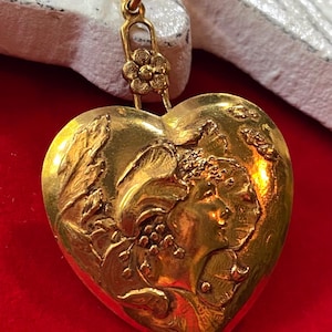 Vintage Messing Gold Herz Anhänger Charme, Lady Woman Jugendstil viktorianischen Stil