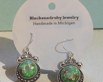 Green Sparkle Victorian style  Earrings - nickel free