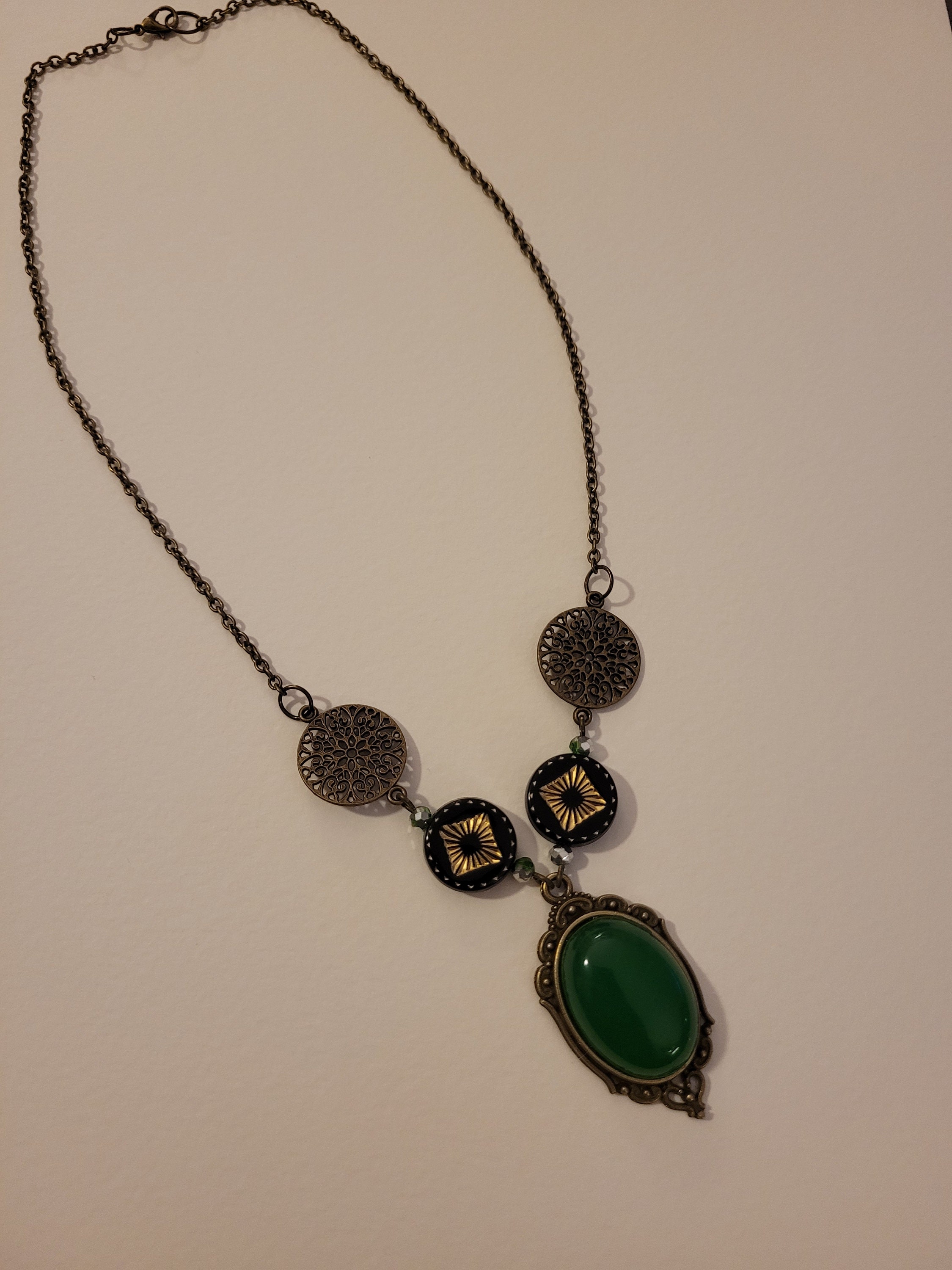 Lucky Jade Pendant Necklace - Thumbnail 3