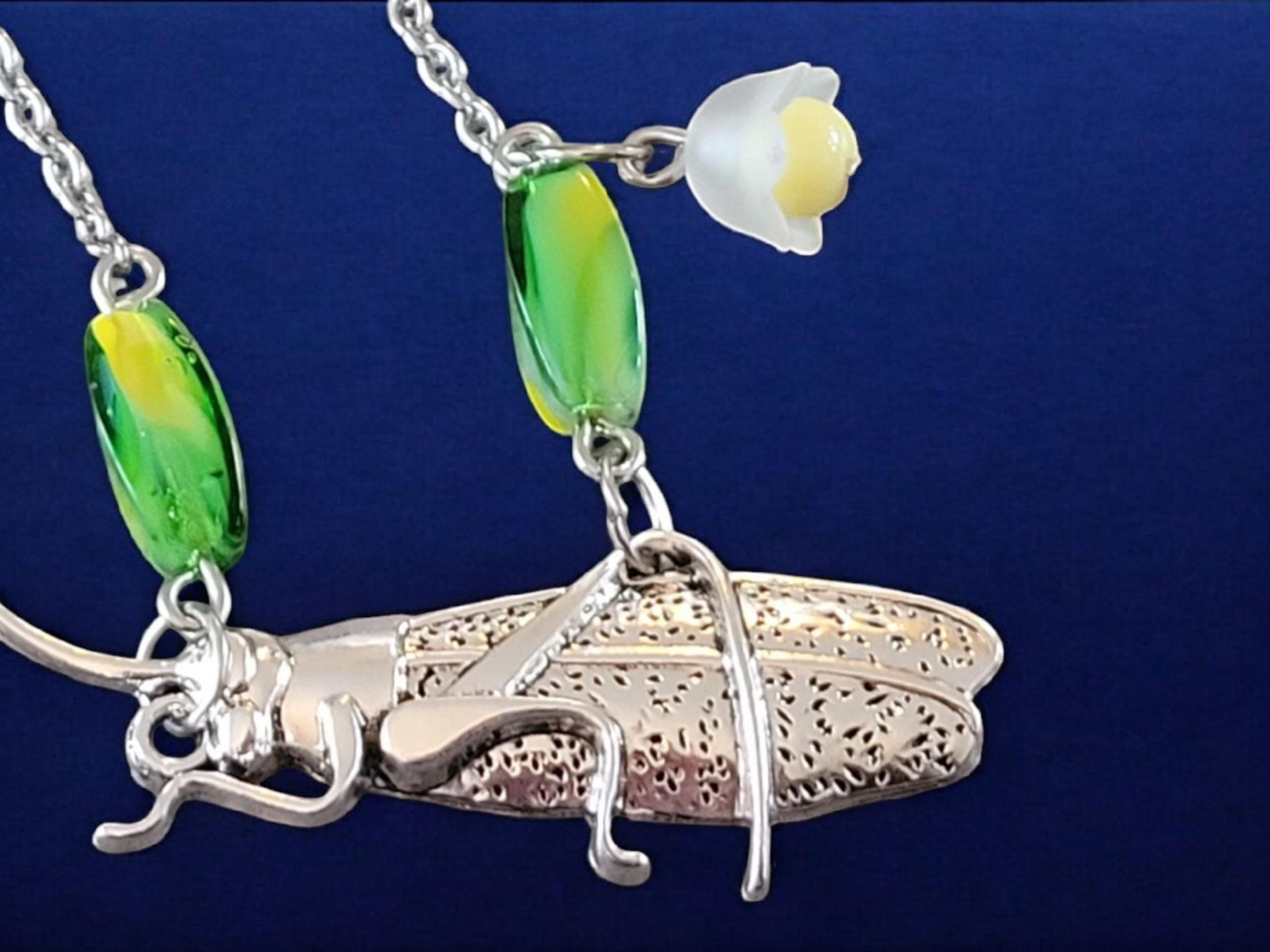 Grasshopper Pendant Necklace - Thumbnail 5