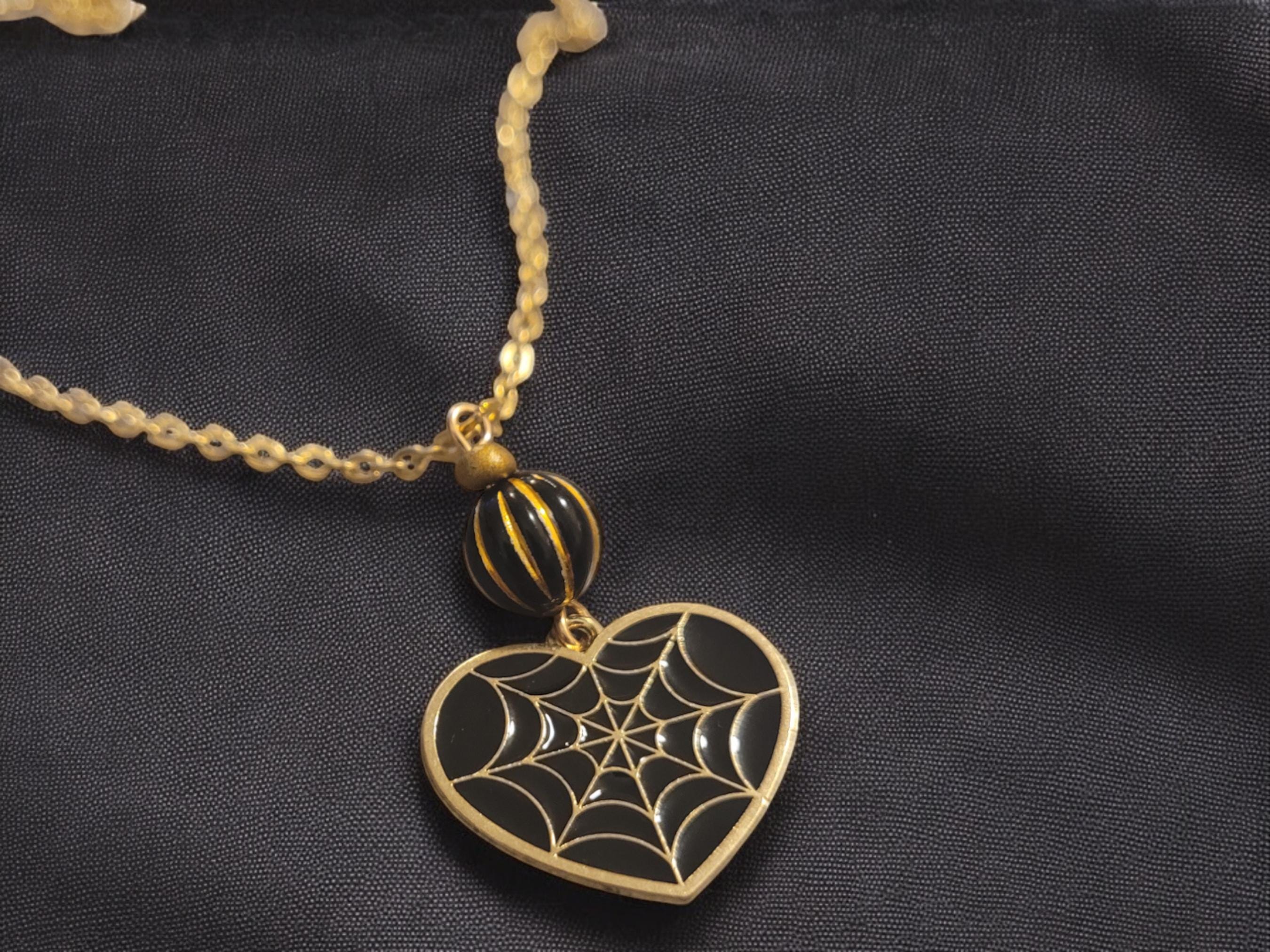 Spiderweb Heart Pendant Necklace - Thumbnail 2