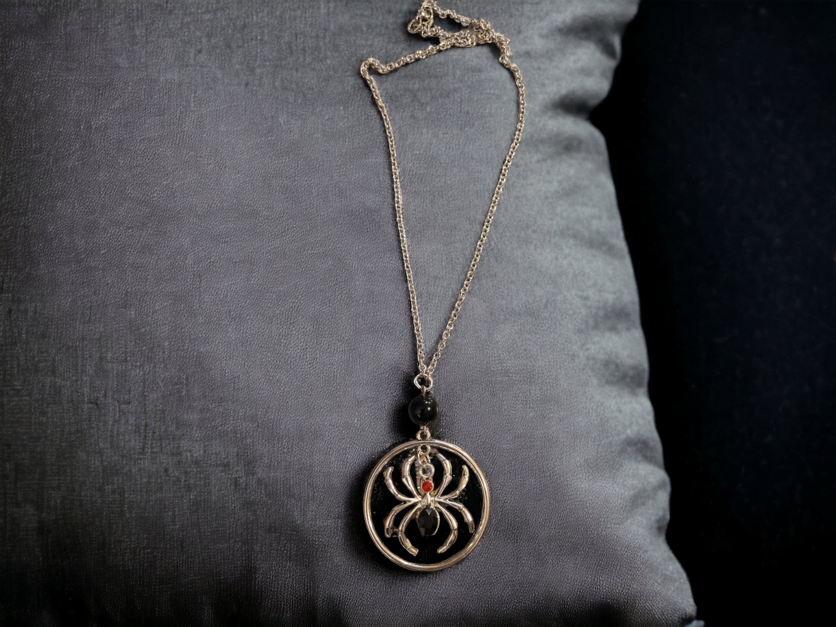 Spider and Circle Necklace - Thumbnail 5