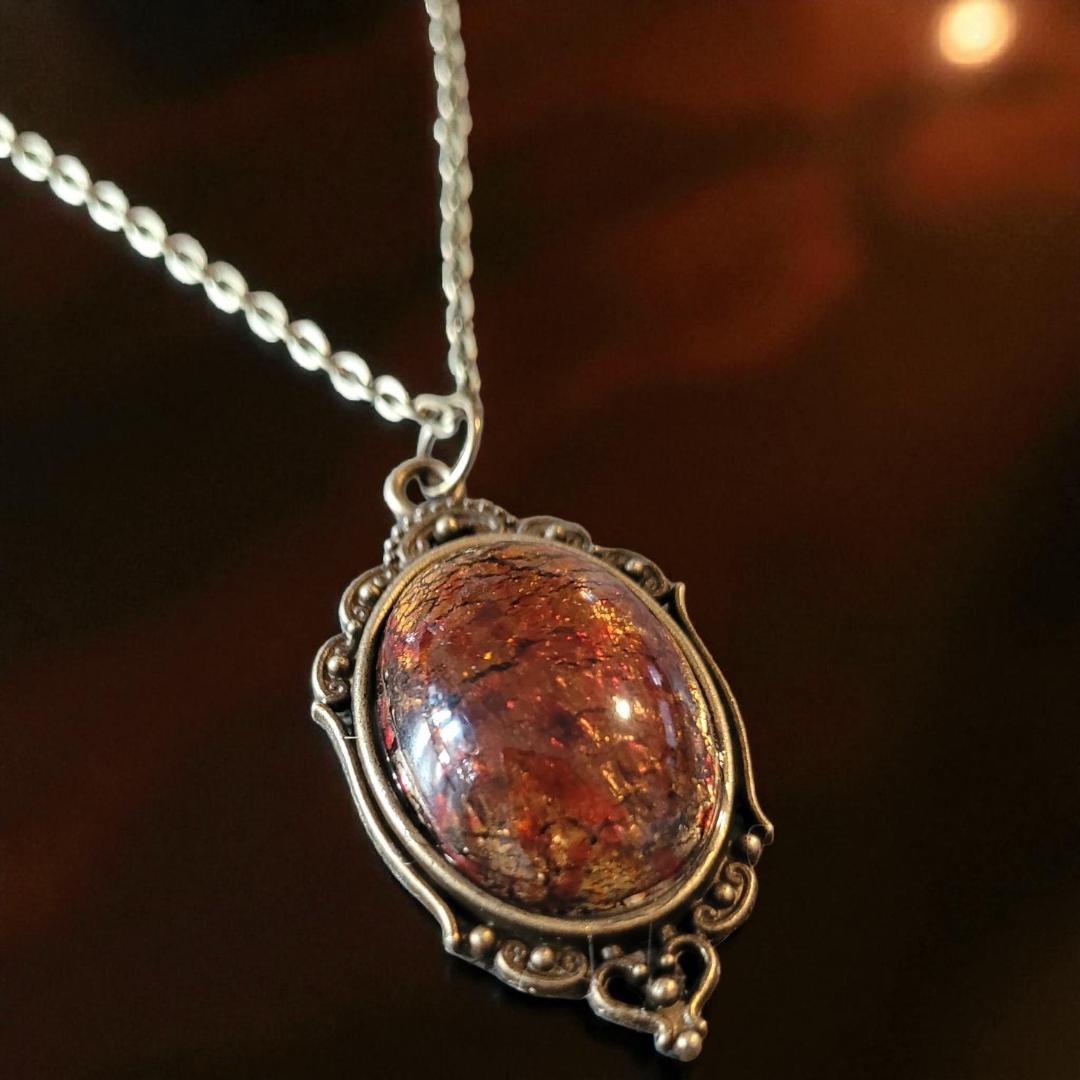 Rootbeer - Vintage Japanese Glass Fire Glass Necklace - Thumbnail 3