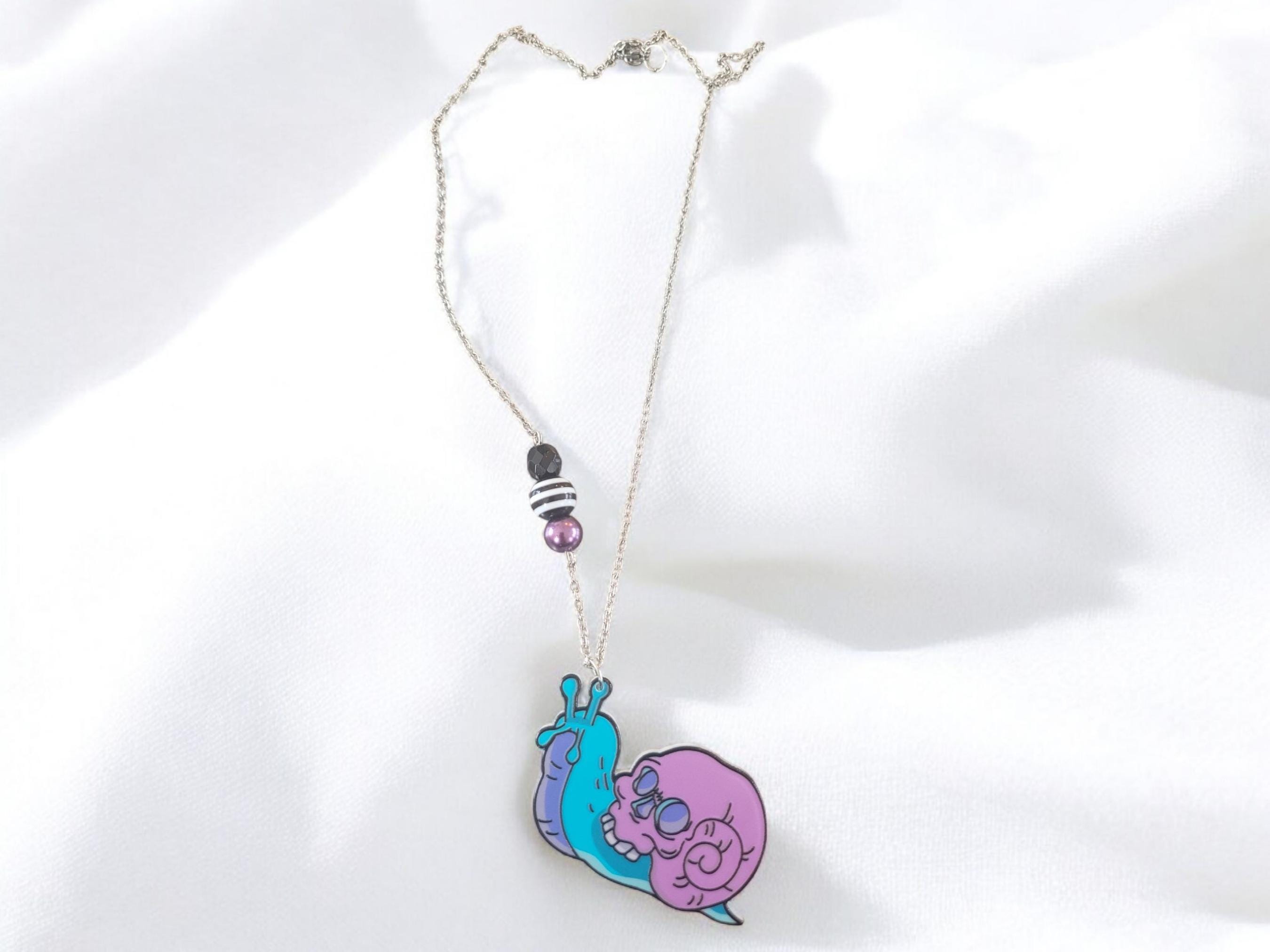 Snail and Skull - Acrylic Pendant Necklace - Thumbnail 2