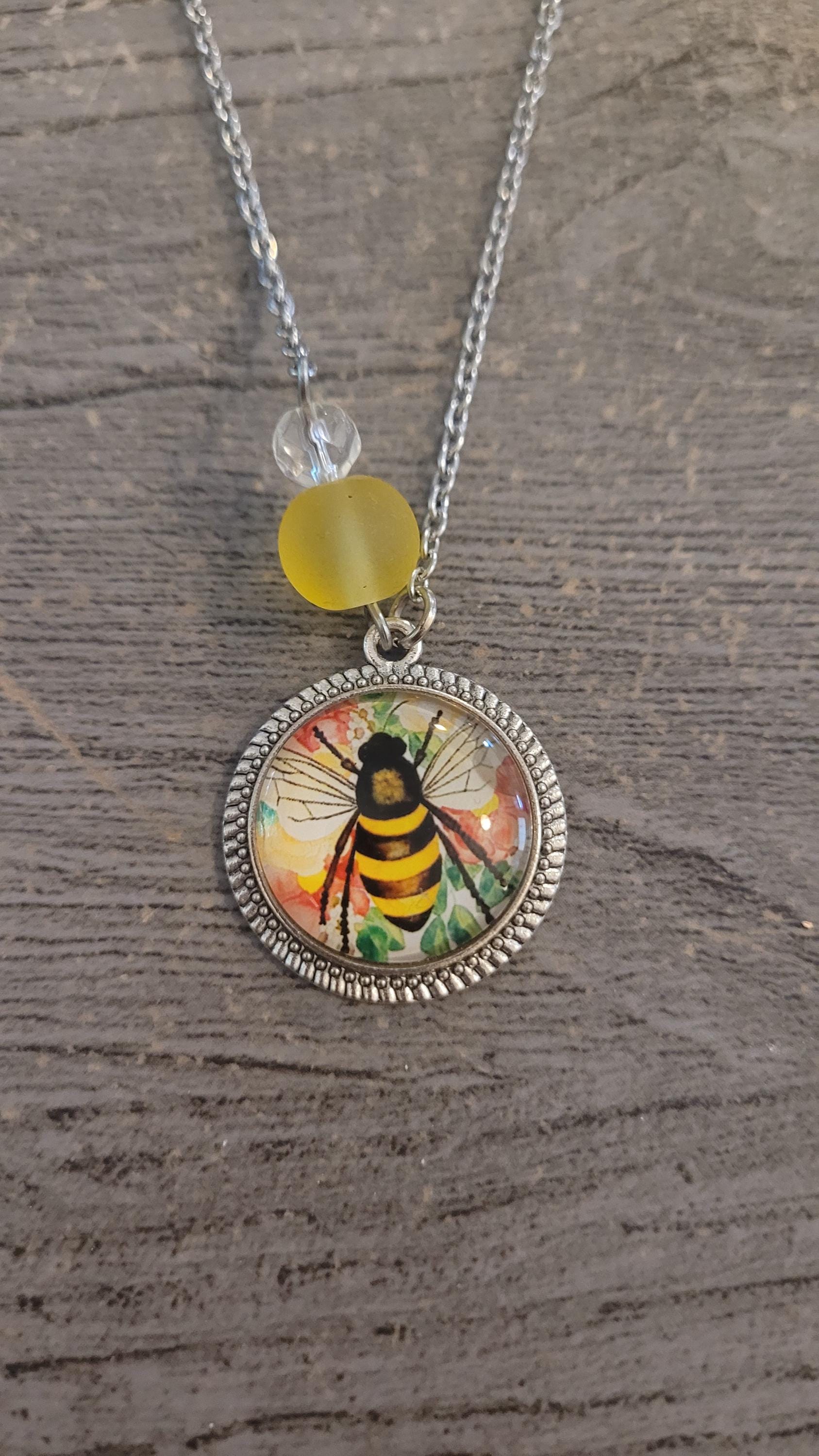 Bumblebee cabochon necklace - Thumbnail 7