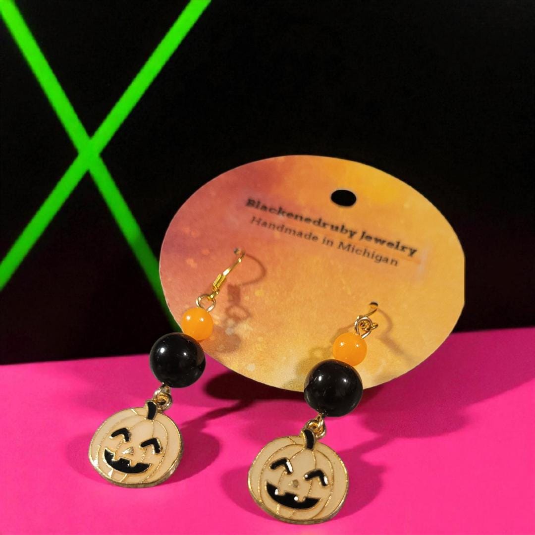Pumpkin Glow in the Dark Earrings - nickel free - Thumbnail 3