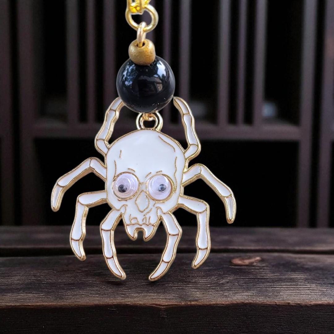 Spider Skull Pendant Necklace - Thumbnail 5