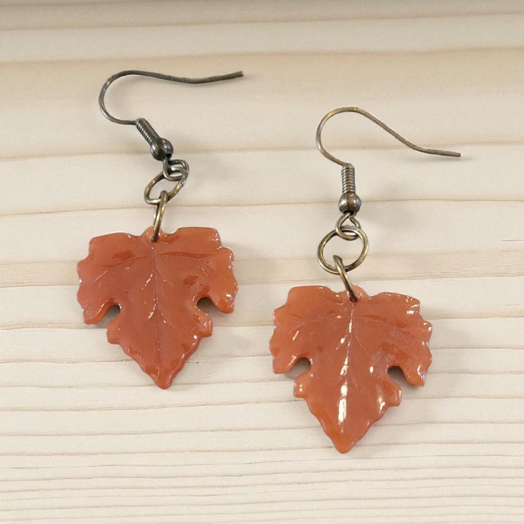Vintage Glass Leaf Earrings -nickel free - Image 1
