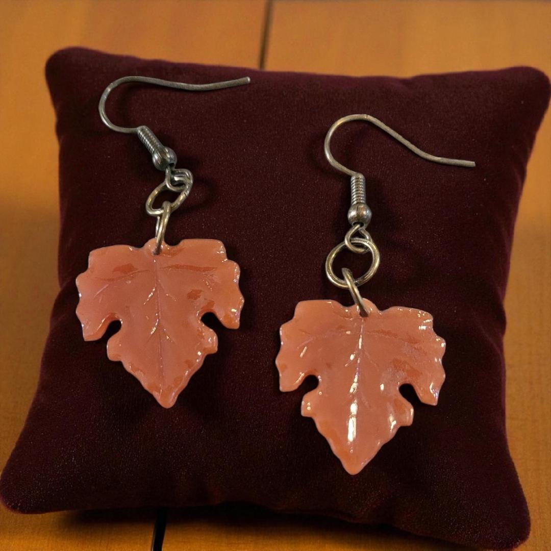 Vintage Glass Leaf Earrings -nickel free - Thumbnail 2