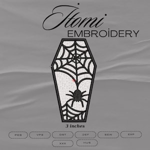 Puede incluir: Diseño de bordado en blanco y negro de una telaraña en un ataúd, de 7,6 cm de ancho. El diseño está disponible en los formatos PES, VP3, DST, JEF, SEW, EXP, XXX y HUS.