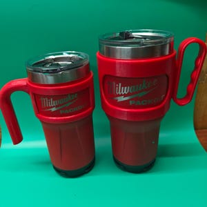 Manico per bicchieri Milwaukee Packout da 30-20 once - Design robusto. Tazza non inclusa.