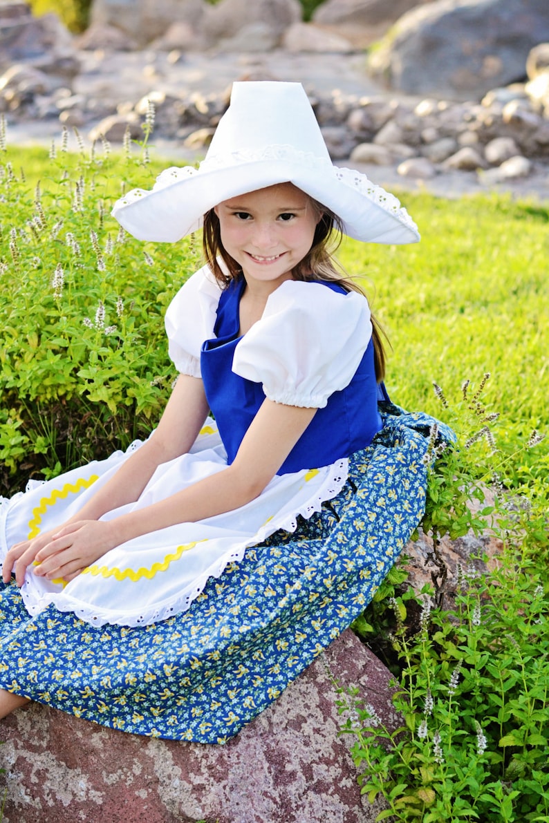 Cute Little Dutch Girl Hat, Netherlands, Holland, International, Folk Costume. Cap, headpiece, headwear, new image 2