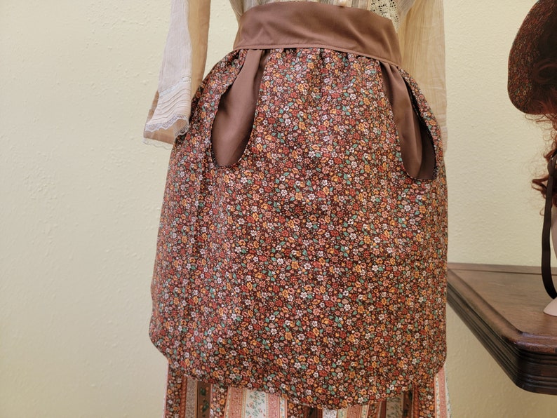 Women's / Teens 3 piece pioneer set, apron, skirt, bonnet, prairie outfit, pioneer trek clothing, wagon train reenactment, 1800's, Browns image 6