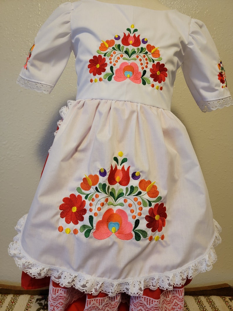 Girls Hungarian National Folk Costume dress, Embroidered, Hungary, Eastern European, Heritage days, International, traditional outfit, NEW image 8