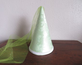 Light Green Brocade Princess Cone Hat, damsel hat, henin, medieval headwear, renaissance cap, costume wear, NEW, crown, costume