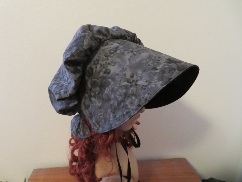 Women's Pioneer Prairie Trek Victorian Civil War Mourning Bonnet Sunbonnet Primitive, reenactment historical, black & gray floral, gardening image 1