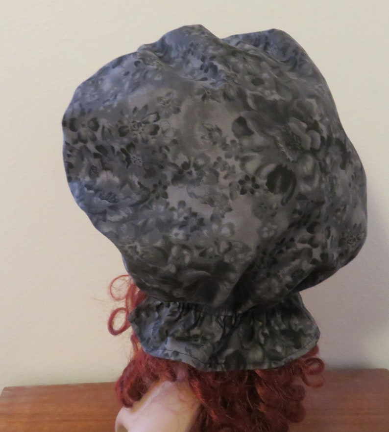 Women's Pioneer Prairie Trek Victorian Civil War Mourning Bonnet Sunbonnet Primitive, reenactment historical, black & gray floral, gardening image 4