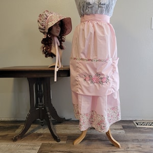 Pioneer Trek 3 piece Set, embroidered apron, bonnet, skirt, Wagon Train reeneactment, Prairie Clothes, Pioneer Clothing, Vintage Pink Roses image 1