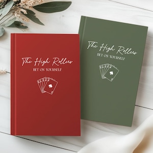 Libro de puntajes personalizado para noches de juegos familiares. Rastreador de juegos personalizado. Apuesta por ti mismo. Regalo de juegos familiares para amantes de los juegos de mesa y parejas. Cuaderno.