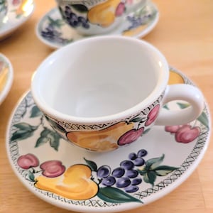 Cafe Classico L'Amore 4 complete cup and saucer sets by Nancy Calhoun