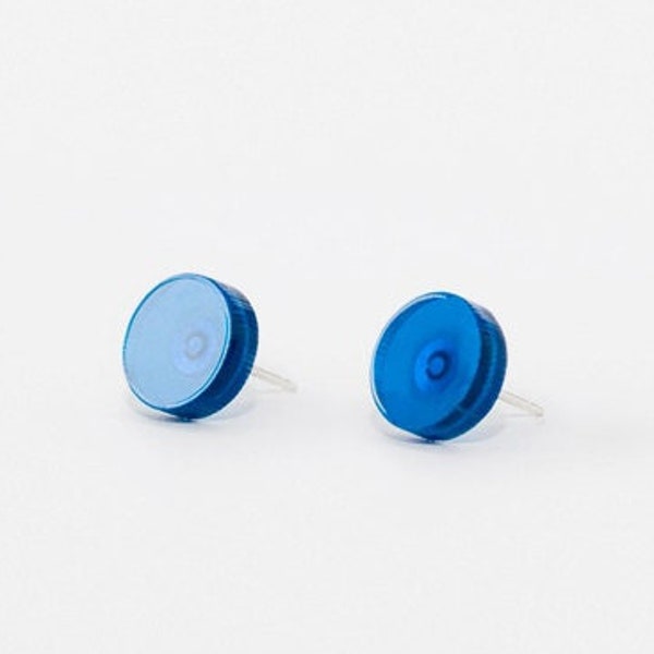 Circle stud earrings in many colors // sterling silver studs