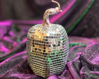 Calabaza mediana con forma de bola de discoteca: espejo de cristal hecho a mano para decoración de Halloween