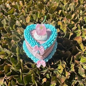 Caja de baratijas con forma de corazón de color rosa y azul con forma de tarta falsa/caja de joyería con forma de tarta falsa/caja de baratijas con forma de tarta
