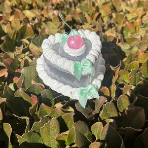 Joyero de resina con forma de corazón de color blanco perla con forma de tarta falsa/ Joyero de resina con forma de tarta falsa/ Joyero de resina con forma de cereza