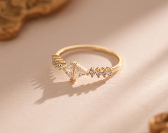 18k Triangle Diamond Sterling Silver Wedding Ring: Geometric Engagement Ring