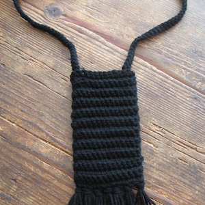 Black over the shoulder i phone holder