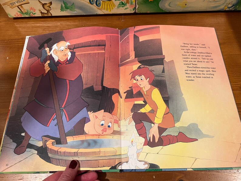 Disney's the Black Cauldron Book Etsy