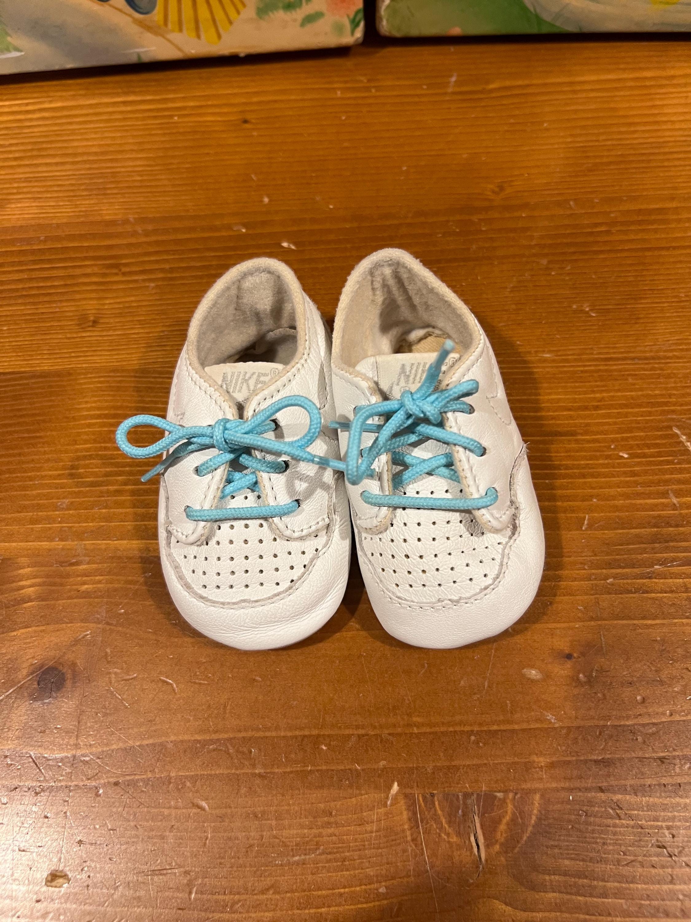 vintage baby nike shoes
