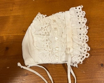 0-3 Months Baby Eyelet Bonnet