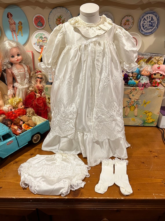 0/3 Months Gown, Socks, Bloomers and Shoes
