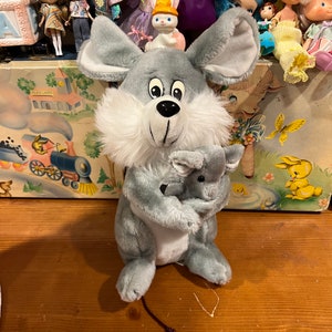 Mommy Mouse and Baby Mouse