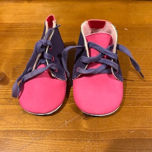 Roze en paarse babyslofjes maat 1