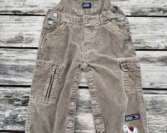 Peto de pana Carters Y2K, talla 18/24 meses